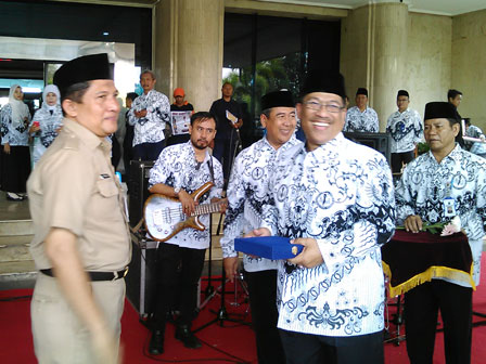 Pencarian PGRI Kayanhulu - Persatuan Guru Republik Indonesia Cabang Kayanhulu